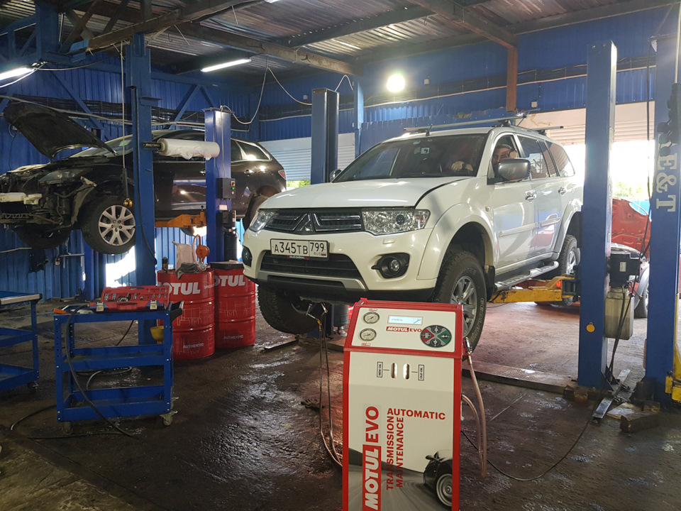 Замена масла в АКПП Mitsubishi Pajero Sport Замена масла в АКПП Mitsubishi Pajero Sport
