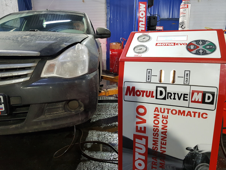 Замена масла в коробке автомат Nissan Замена масла в коробке автомат Nissan