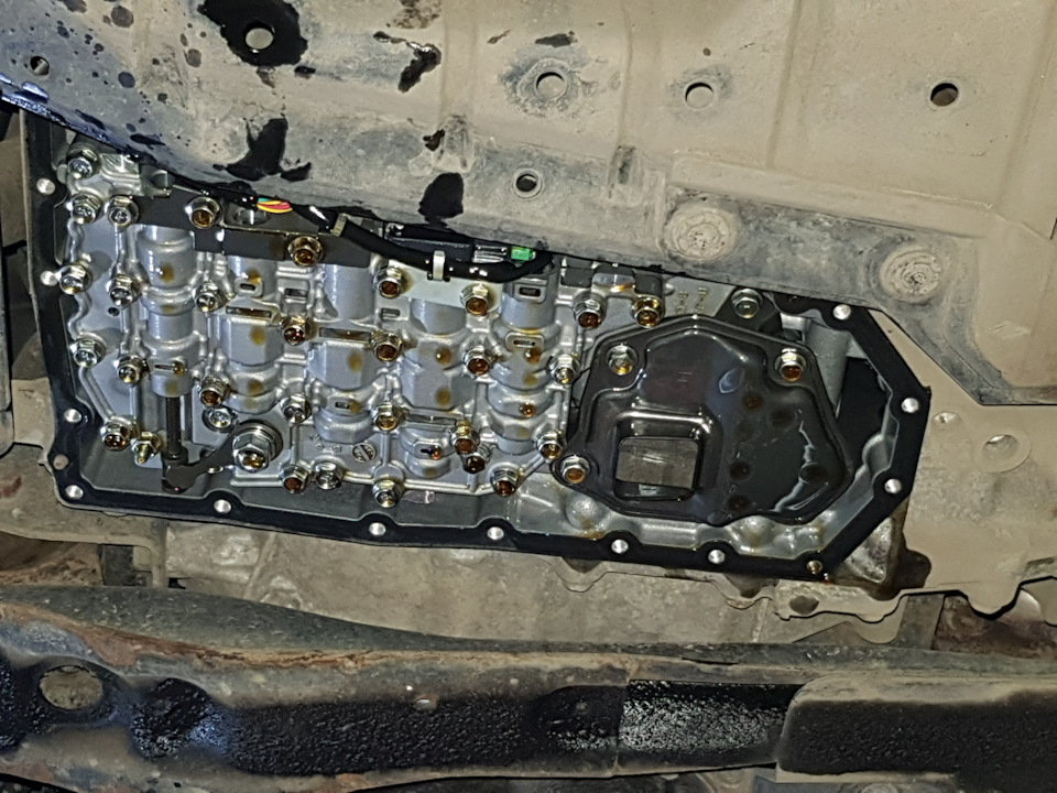 Замена масла в коробке автомат Mitsubishi Lancer Замена масла в коробке автомат Mitsubishi Lancer