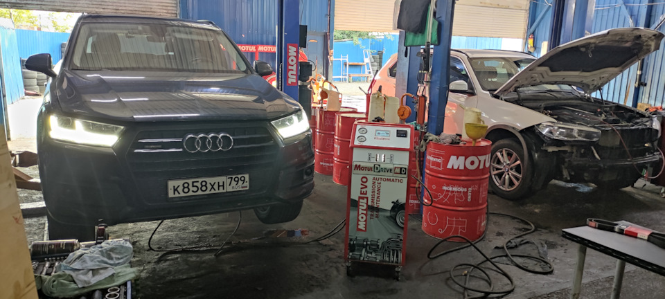Замена масла в АКПП Audi Q7 Замена масла в АКПП Audi Q7
