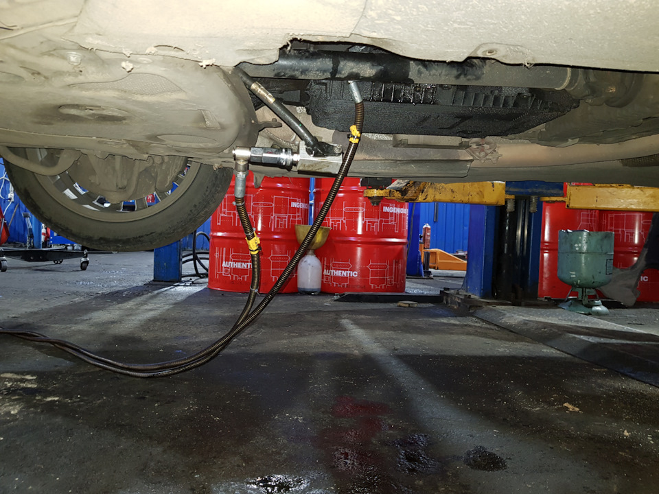 Замена масла в автоматической коробке BMW 5 Серии Замена масла в коробке автомат BMW 5 Серии