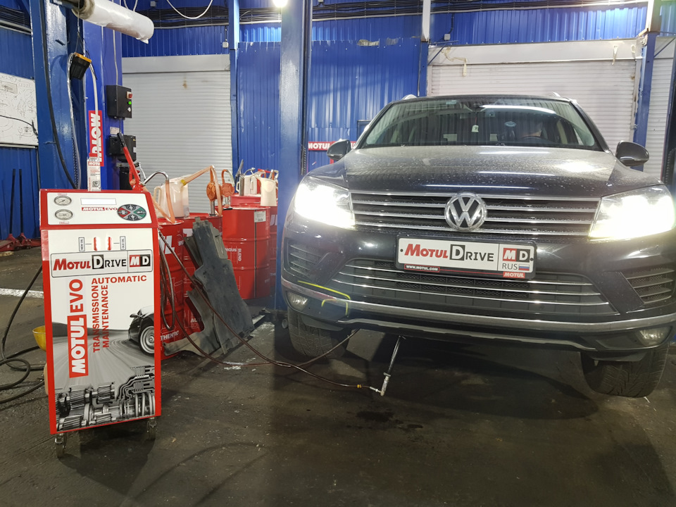 Замена масла в АКПП Volkswagen Touareg Замена масла в АКПП Volkswagen Touareg