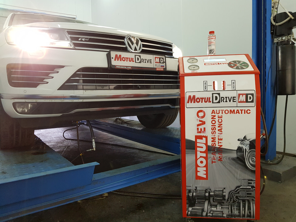 Замена масла в АКПП Volkswagen Touareg Замена масла в АКПП Volkswagen Touareg