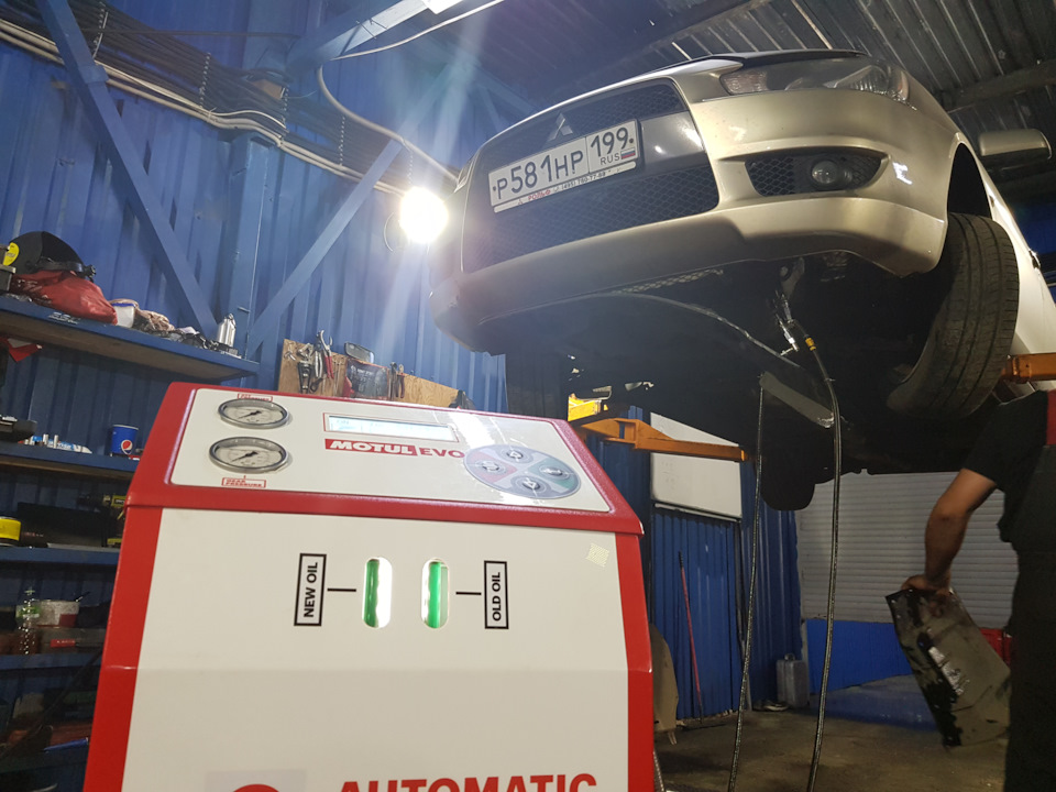 Замена масла в автомате Mitsubishi Замена масла в автомате Mitsubishi
