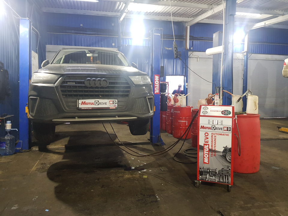 Замена масла в АКПП Audi Q7 Замена масла в АКПП Audi Q7