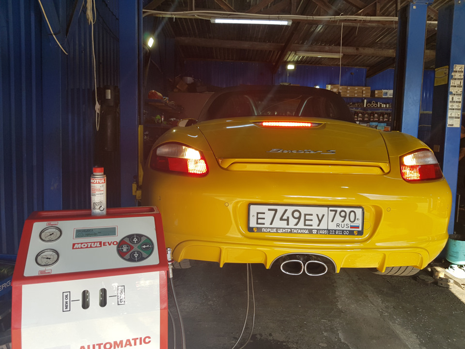 Замена масла в автоматической коробке Porsche Boxter Замена масла в коробке автомат Porsche Boxter