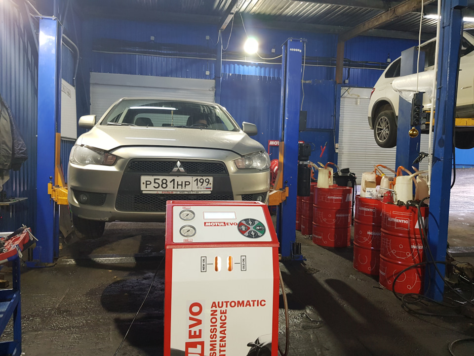 Замена масла в АКПП Mitsubishi Lancer Замена масла в АКПП Mitsubishi Lancer