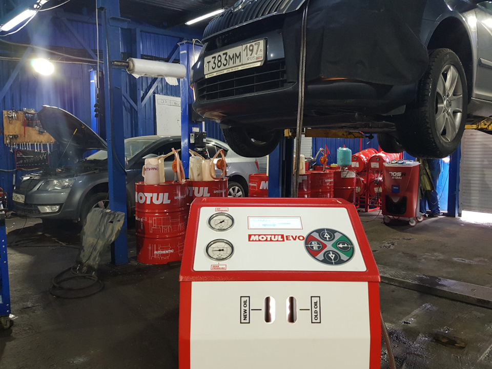 Замена масла в автоматической коробке Skoda Замена масла в автоматической коробке Skoda