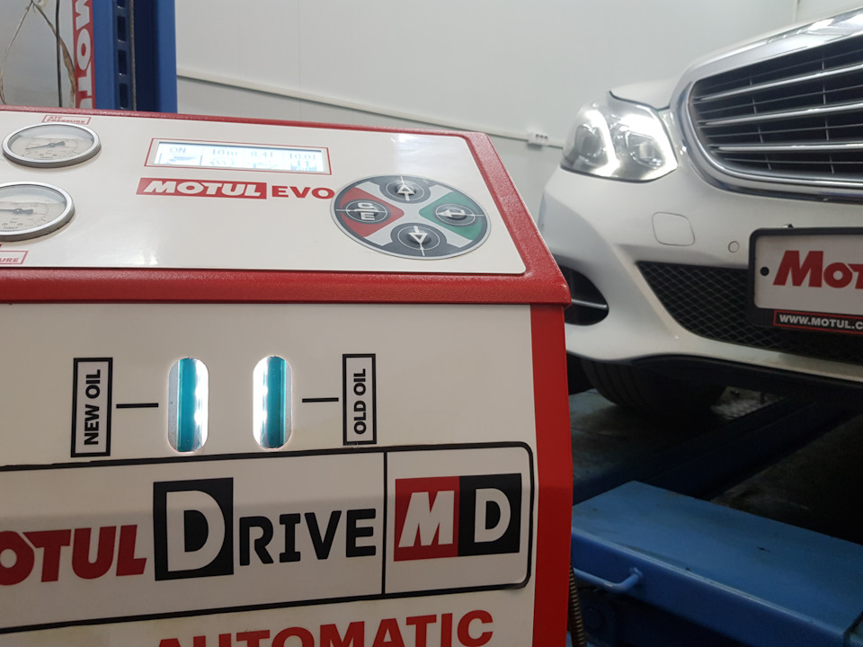 Аппаратная замена масла в АКПП Mercedes-Benz Аппаратная замена масла в АКПП Mercedes-Benz