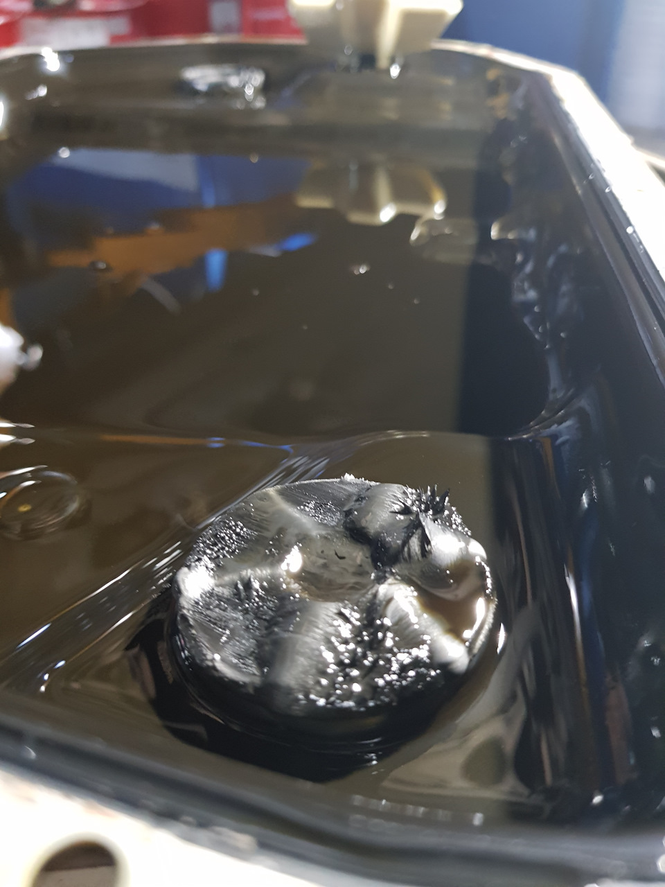 Замена масла в коробке автомат Audi Замена масла в коробке автомат Audi