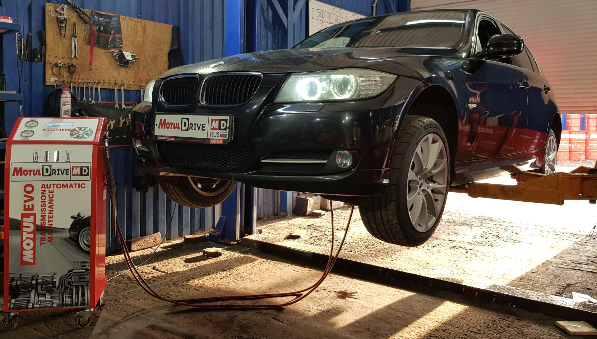 Замена масла в автоматической коробке BMW 3 Серии Замена масла в коробке автомат BMW 3 Серии