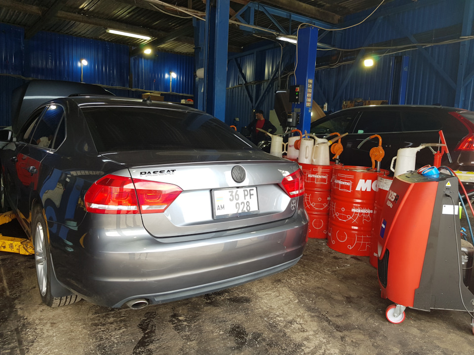 Аппаратная замена масла в автоматической коробке Volkswagen Passat Аппаратная замена масла в автоматической коробке Volkswagen Passat