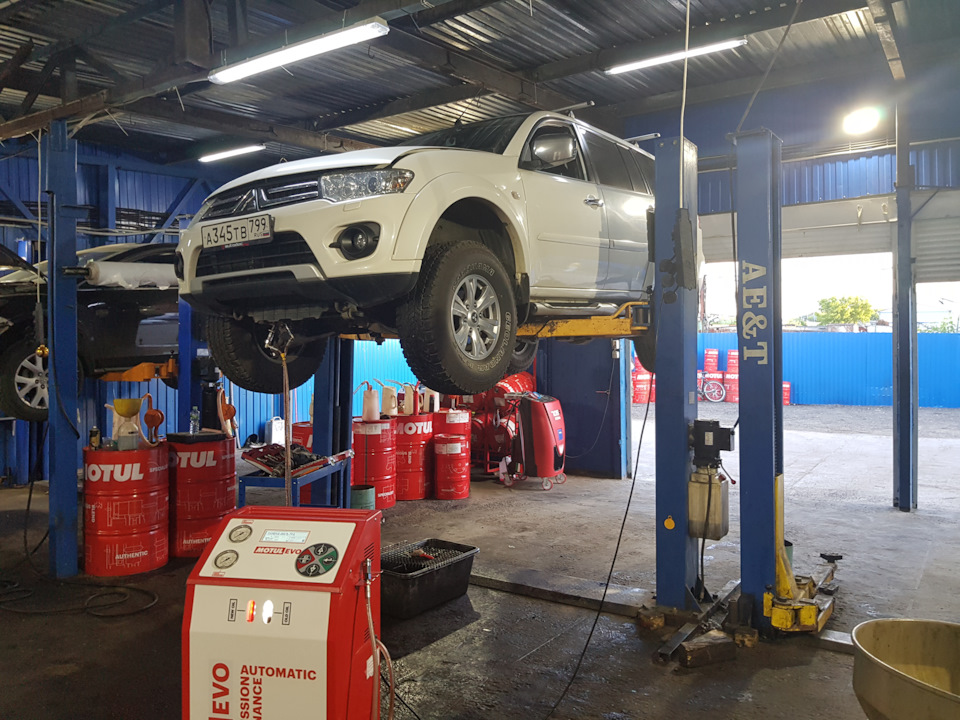 Замена масла в автомате Mitsubishi Замена масла в автомате Mitsubishi