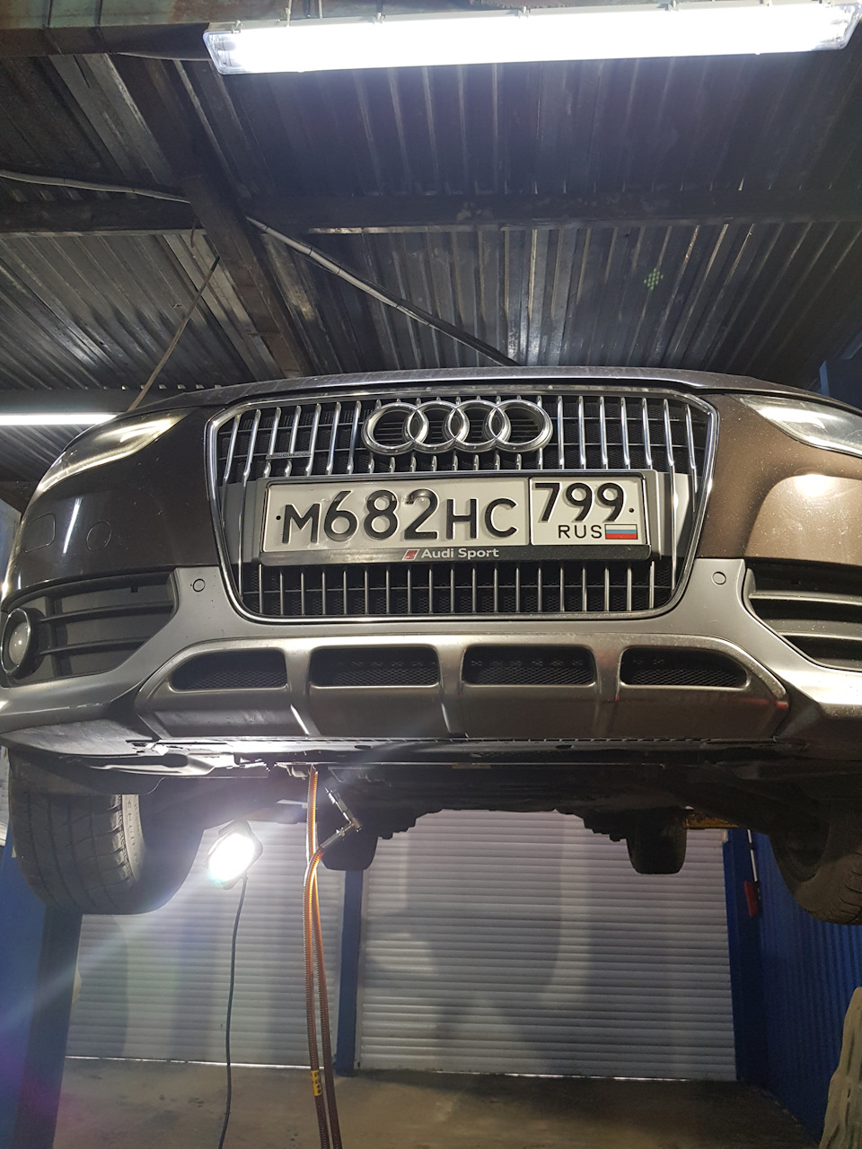 Замена масла в АКПП Audi A4 Замена масла в АКПП Audi A4