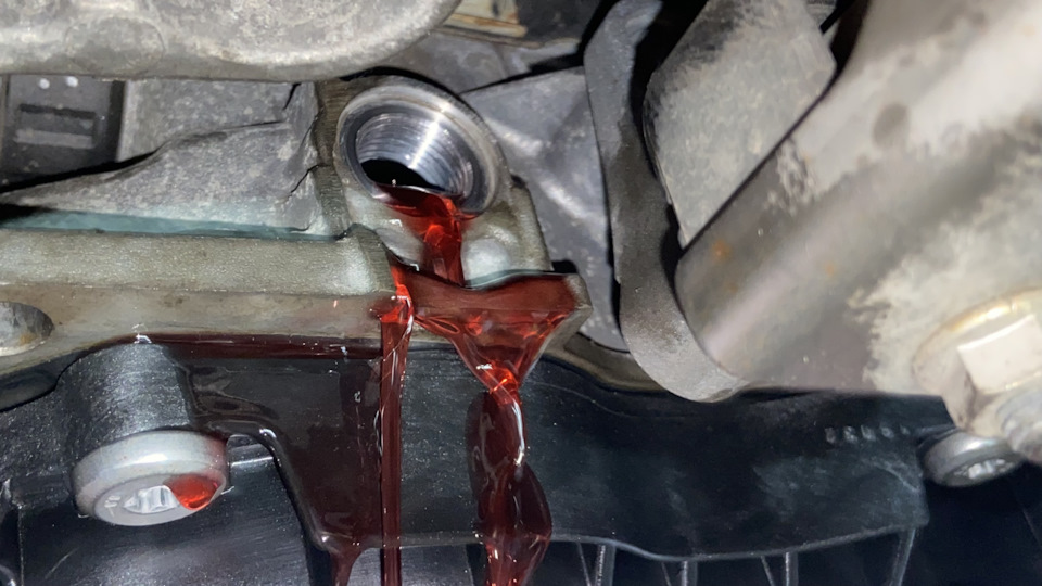 Аппаратная замена масла в автоматической коробке BMW 6 Серии BMW Аппаратная замена масла в автоматической коробке BMW 6 Серии BMW