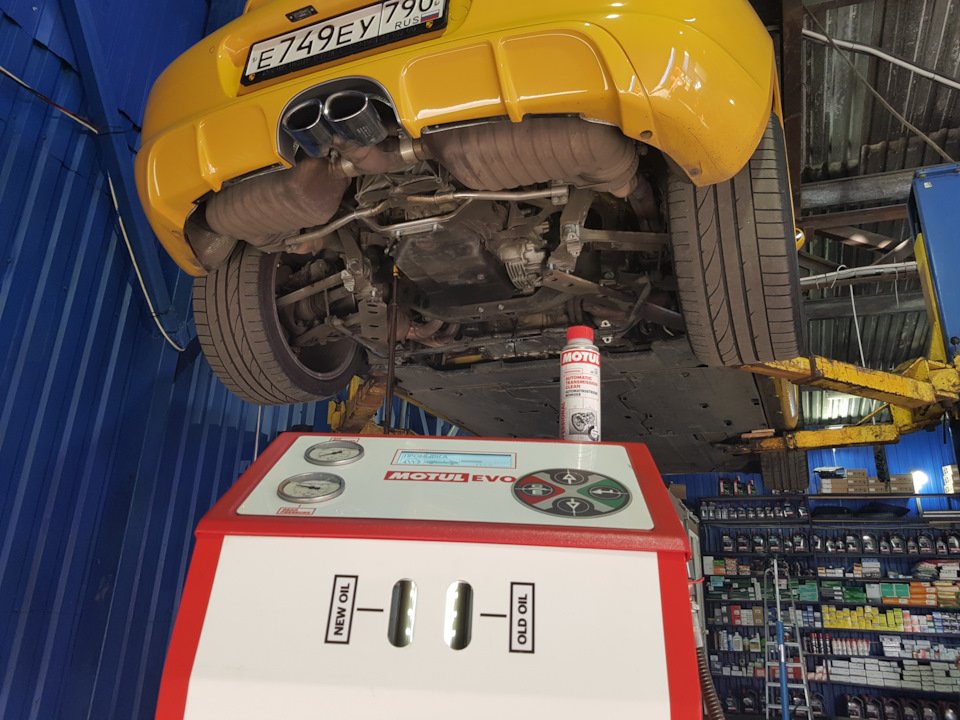 Замена масла в автоматической коробке Boxter Замена масла в автоматической коробке Boxter