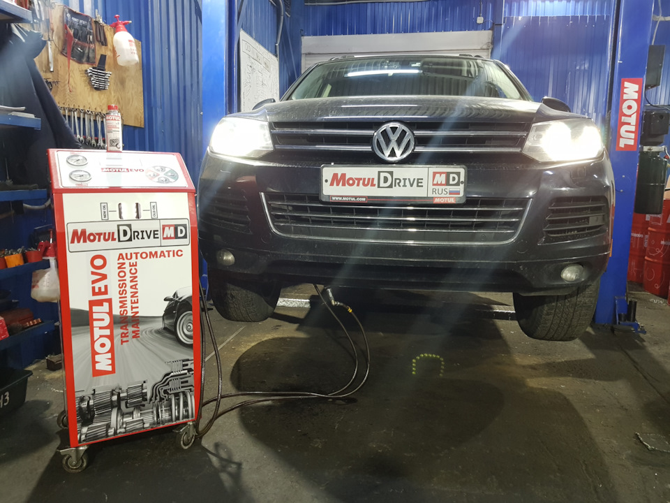Замена масла в АКПП Volkswagen Touareg Замена масла в АКПП Volkswagen Touareg