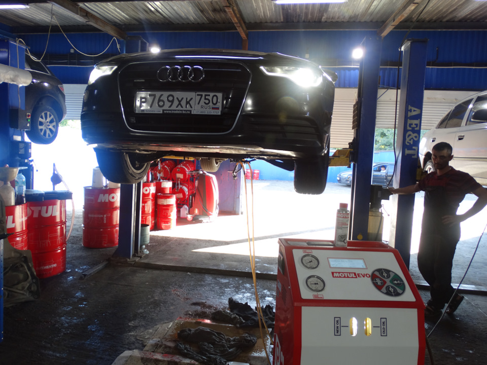 Замена масла в автоматической коробке Audi Замена масла в автоматической коробке Audi