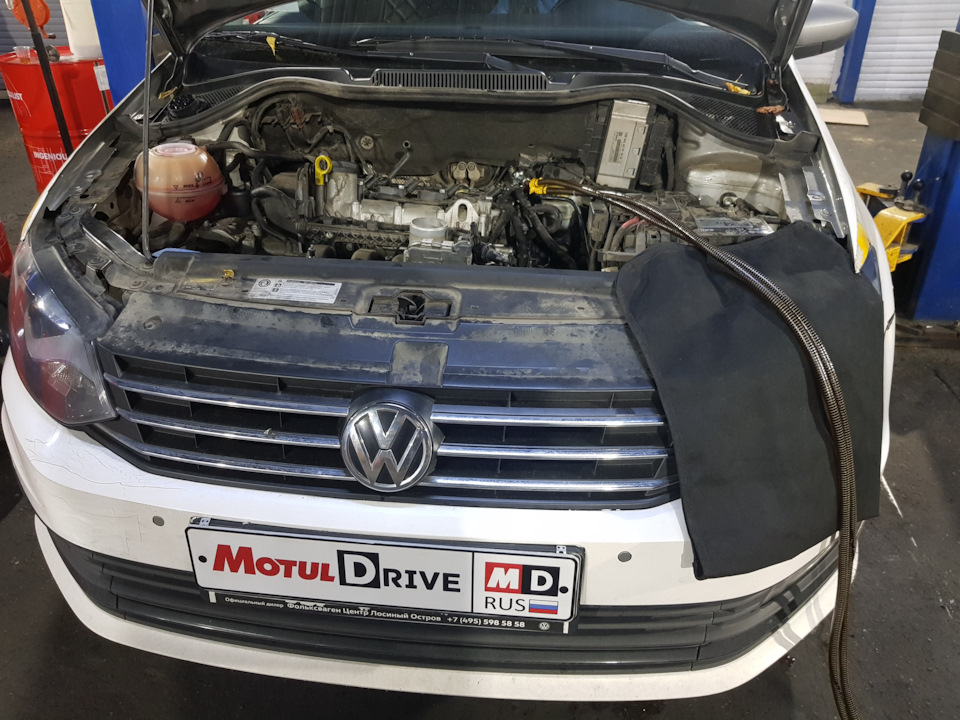 Замена масла в автоматической коробке Volkswagen Polo Замена масла в коробке автомат Volkswagen Polo