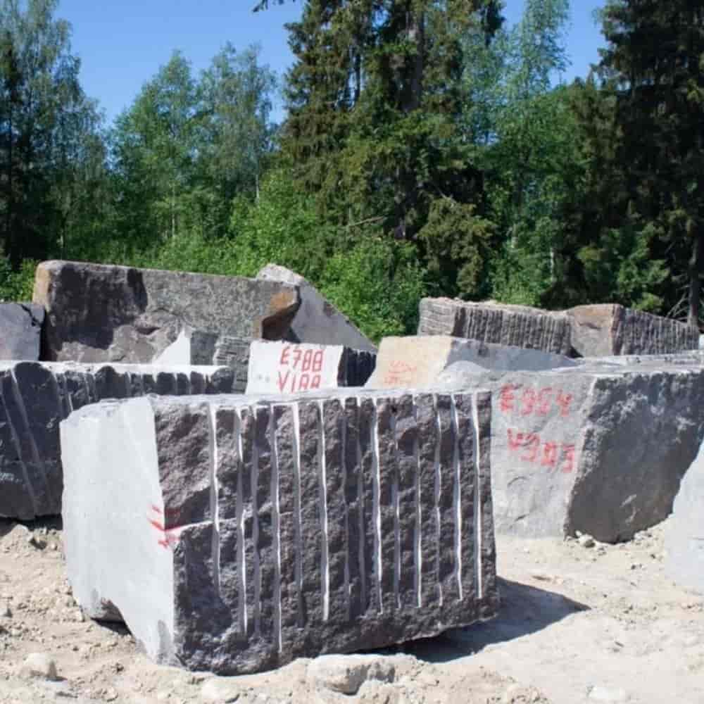Блоки из гранита Елизовский Блоки из гранита Елизовский