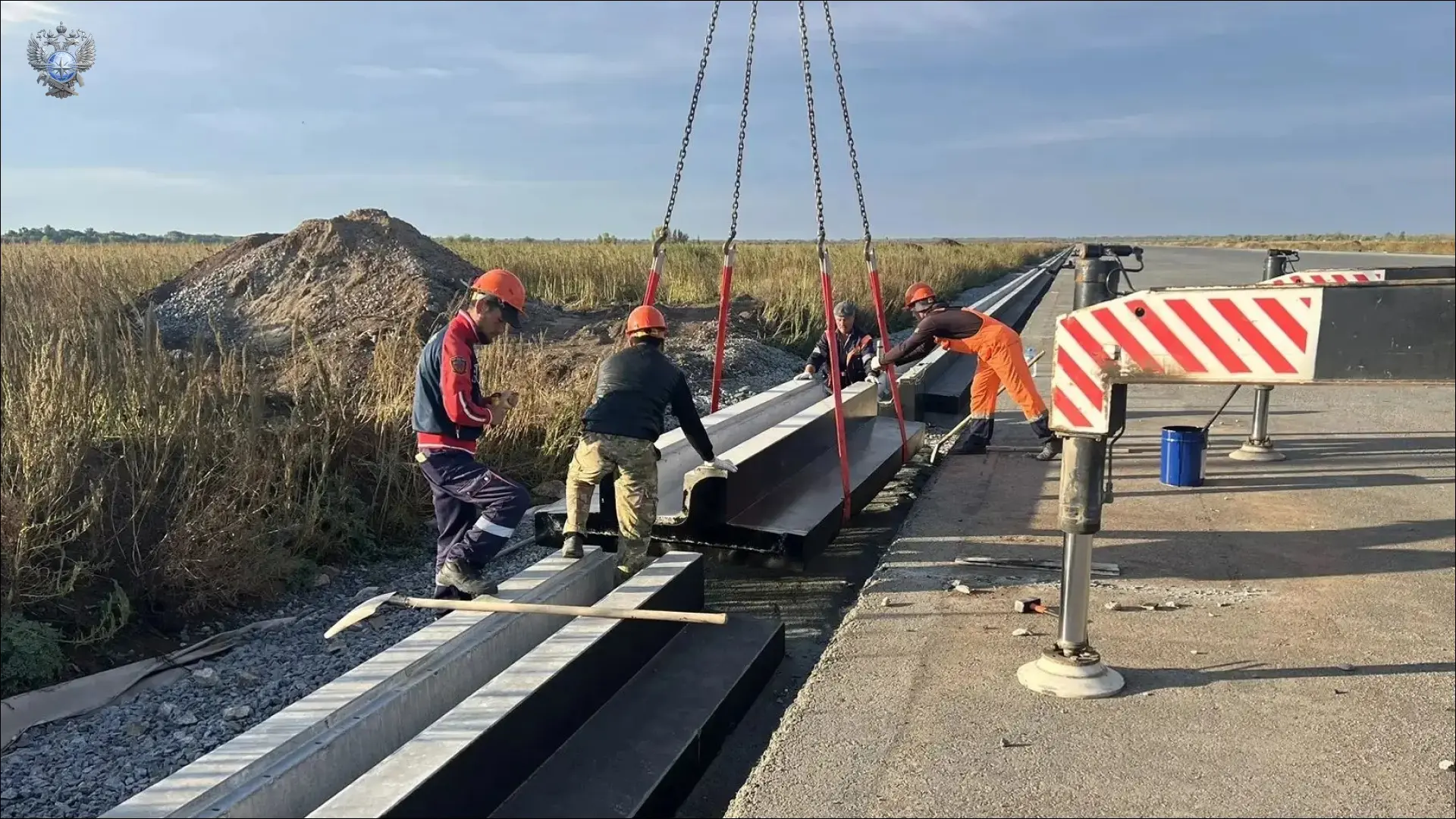 В аэропорту Балаково Саратовской области начались работы по устройству системы светосигнального оборудования