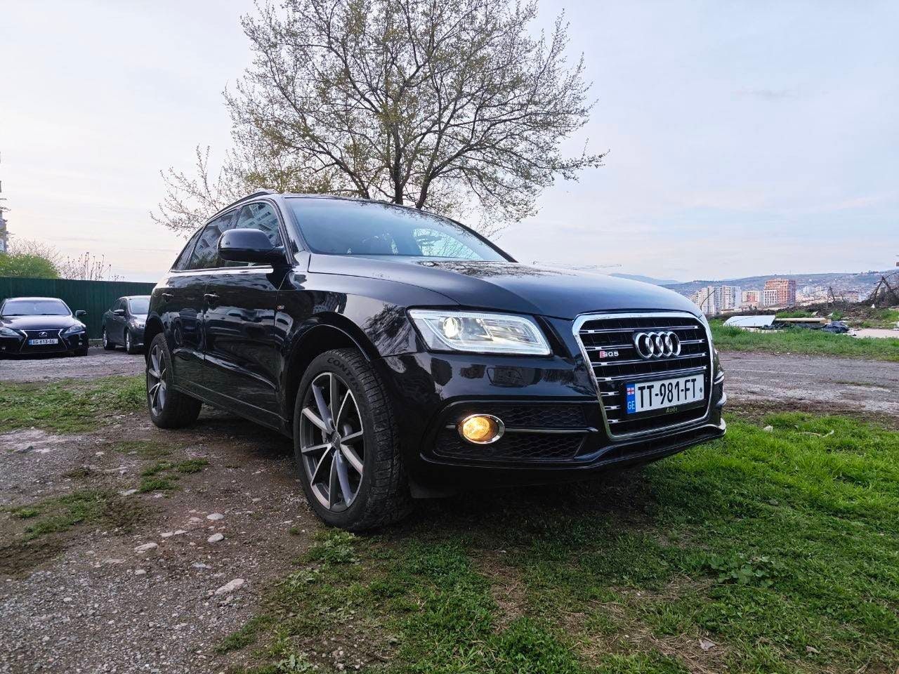 AUDI Q5 PREMIUM PLUS