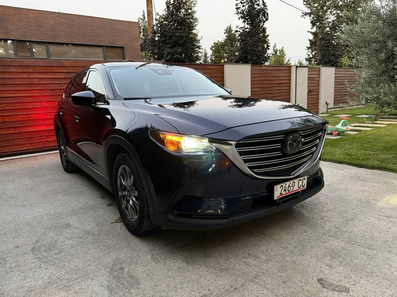 MAZDA CX-9