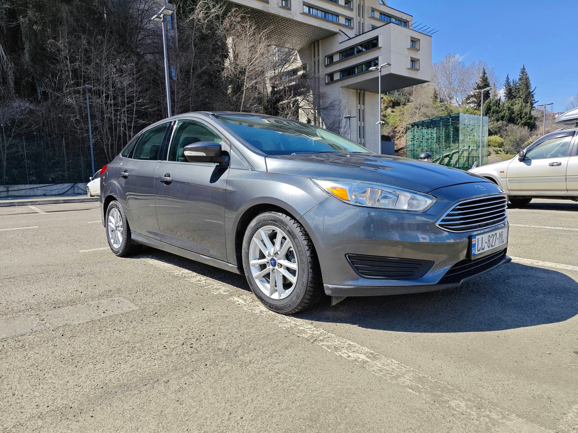 FORD FOCUS