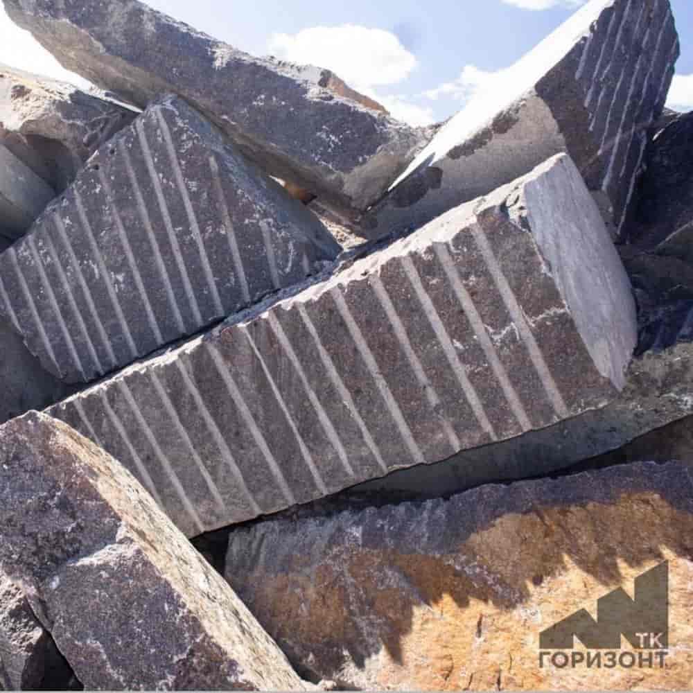 Блоки из гранита Балтийский Блоки из гранита Балтийский