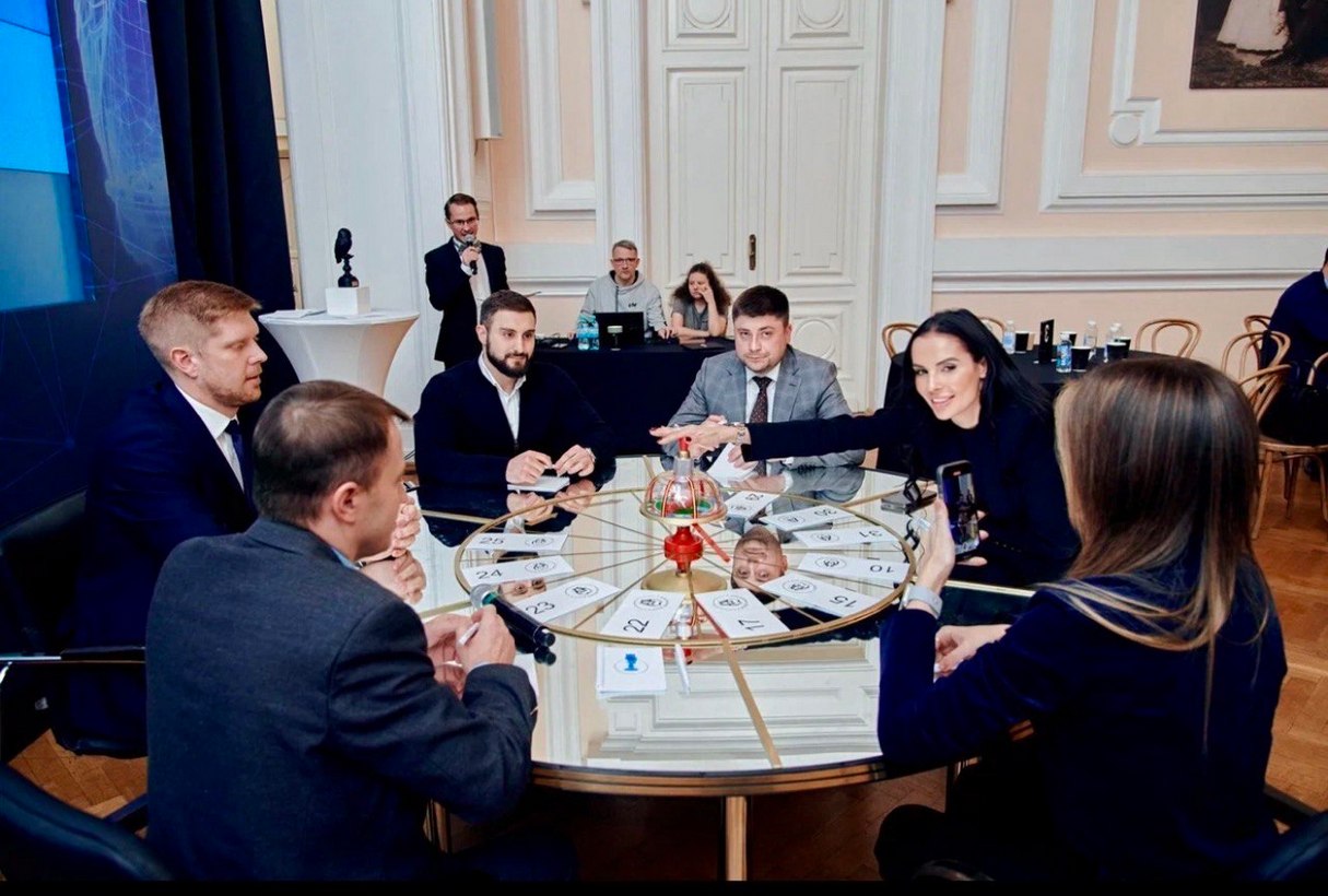 Ространсмодернизация вошла в пятерку лучших команд в «Что? Где? Когда?»