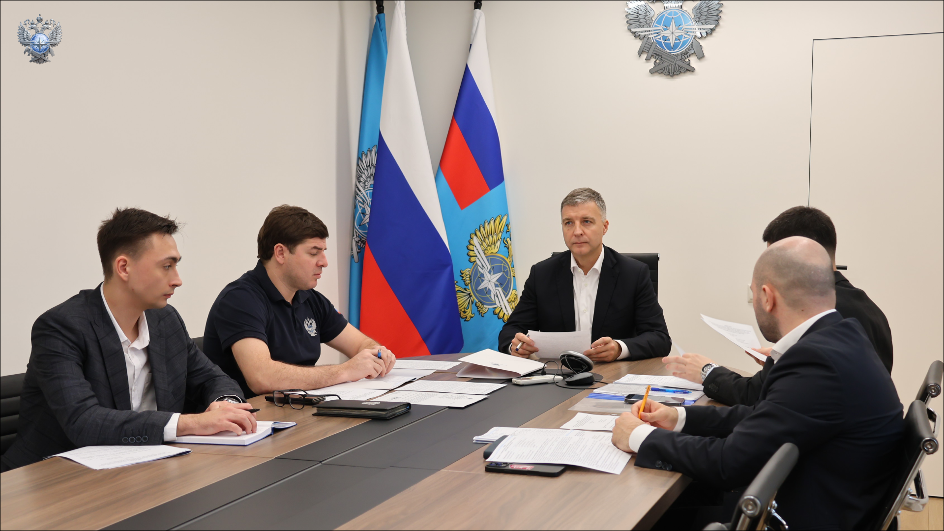 Аэропорт «Мирный»: обсудили ход строительства и сроки запуска полетов