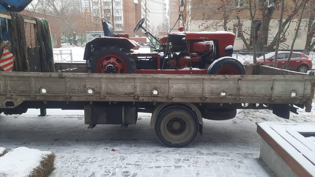 Самогруз Новосибирск Перевозка трактора на самогрузе Новосибирск