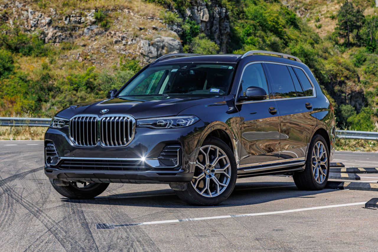 BMW X7