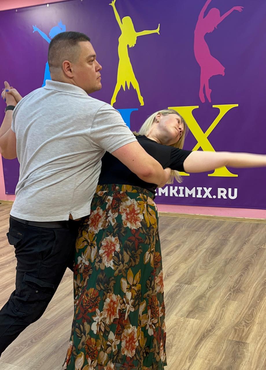 Школа танцев для детей и для взрослых MIX Ставим свадебный танец