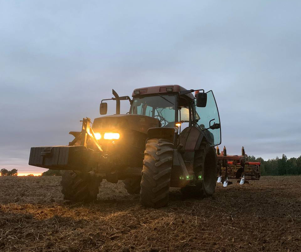 Натуральные материалы tractor