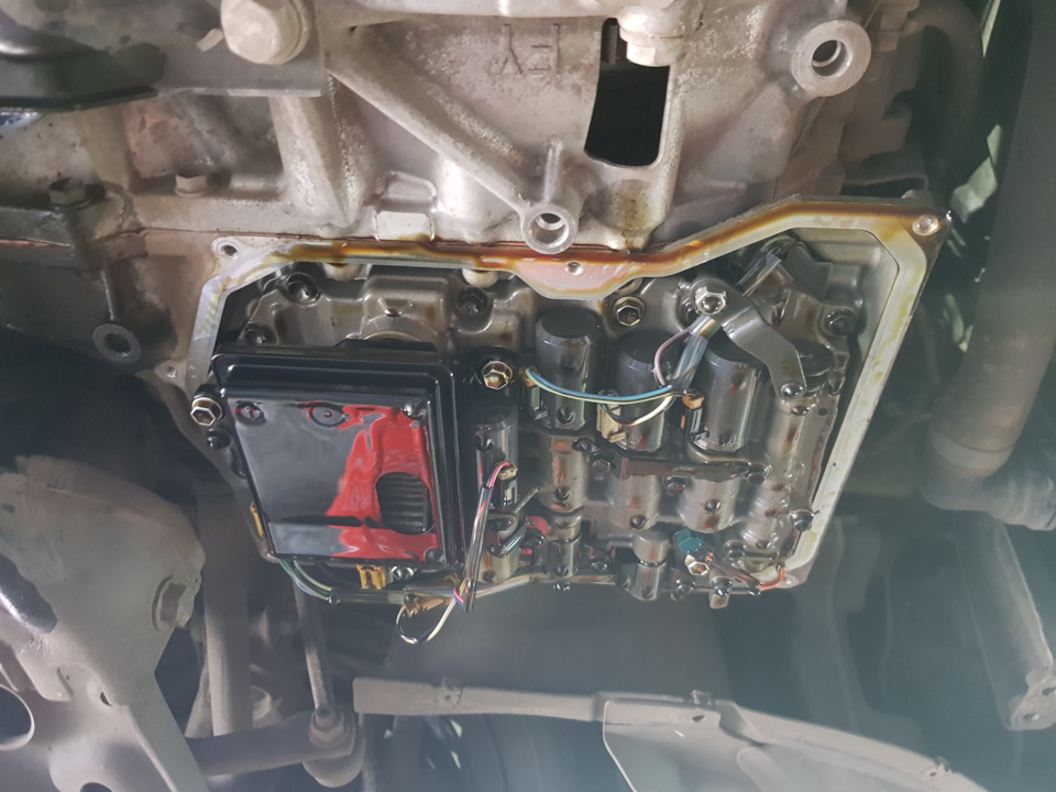 Замена масла в коробке автомат Skoda Octavia Замена масла в коробке автомат Skoda Octavia