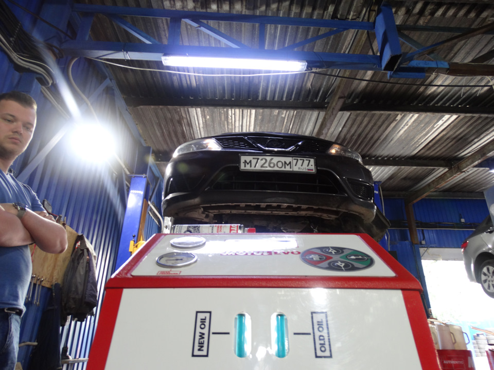 Аппаратная замена масла в коробке автомат Nissan Tiida Аппаратная замена масла в коробке автомат Nissan Tiida