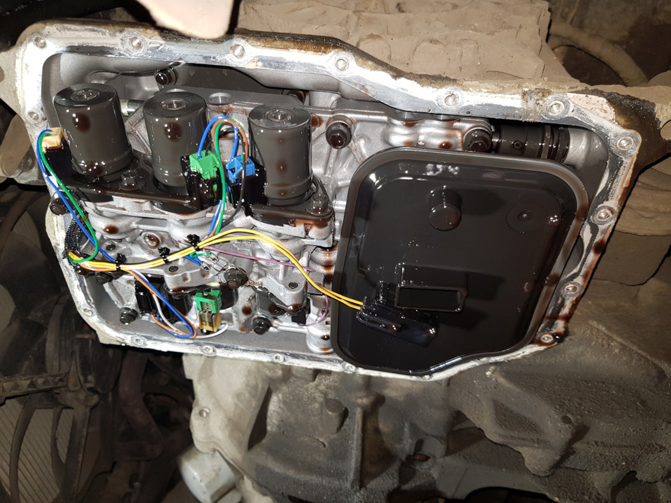 Замена масла в коробке автомат Ford Замена масла в коробке автомат Ford