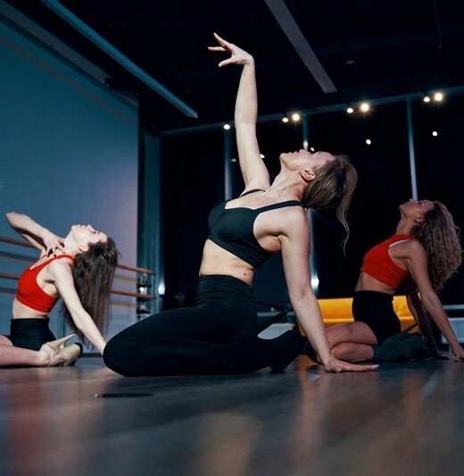 Strip Dance — женственность и пластика в студии Manifest, Одинцово